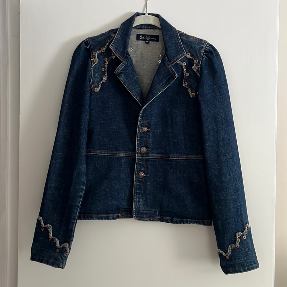 Earl Jean Medium fitted denim jacket